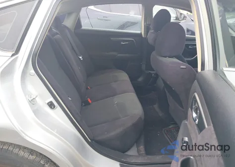 2013 Nissan Altima 2.5 S z USA, uszkodzony, nr VIN 1N4AL3AP8DC266451